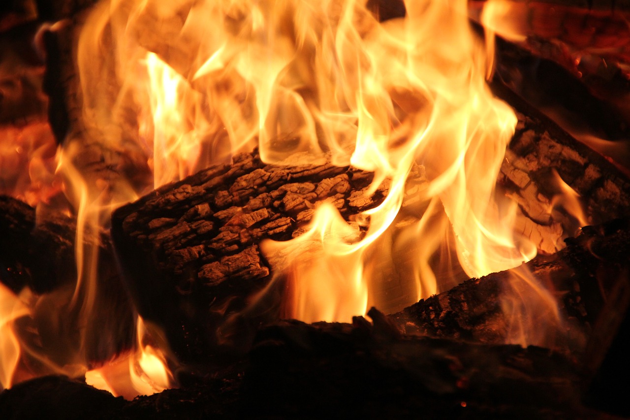 Expert Fireplace Cleaning in Manhattan Beach, CA Professional Fireplace Cleaning Services In Manhattan Beach California
